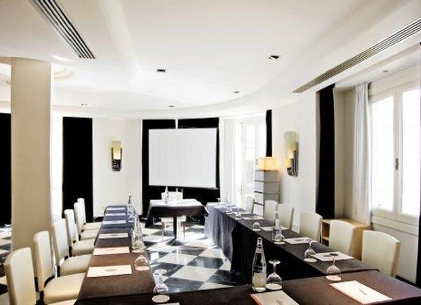 Conference room Photo