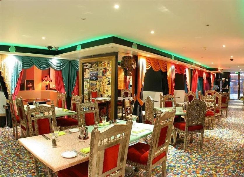Restaurant Photo