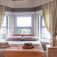 Kensington Hotel