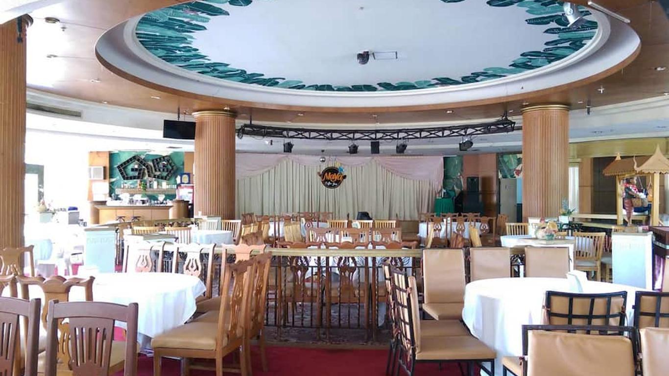 Wattana Park Hotel