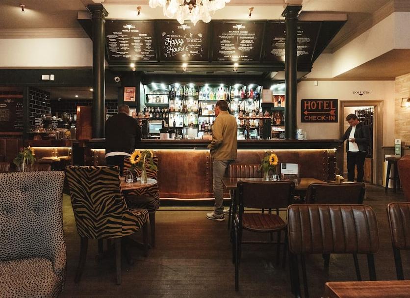 Bar Photo