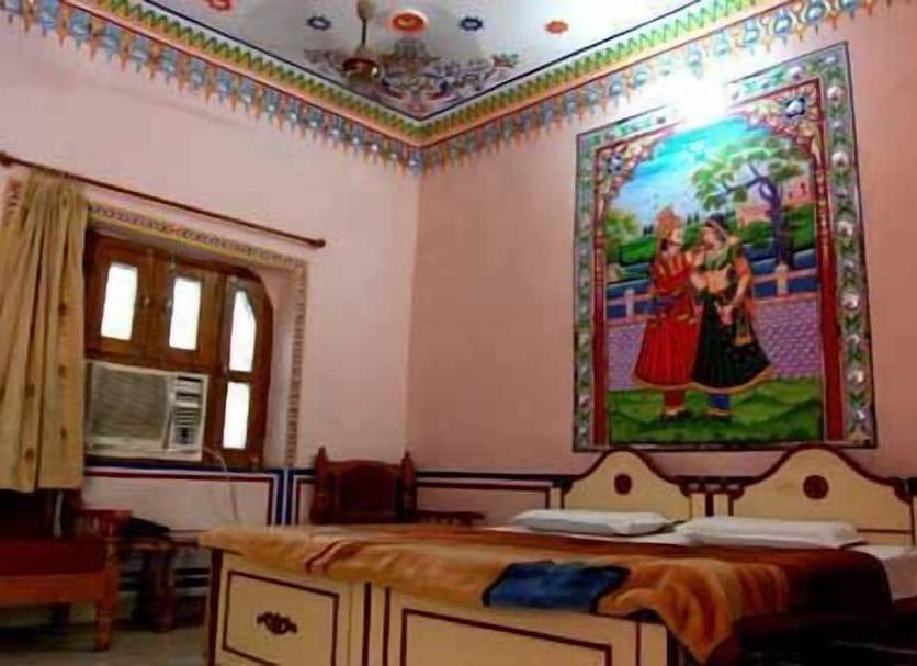 Bedroom Photo