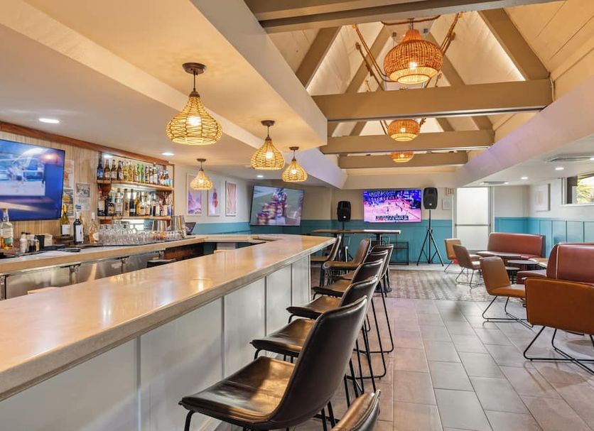 Bar Photo