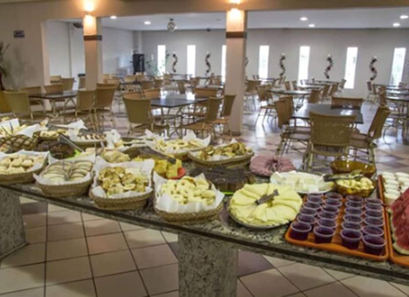 Buffet Photo