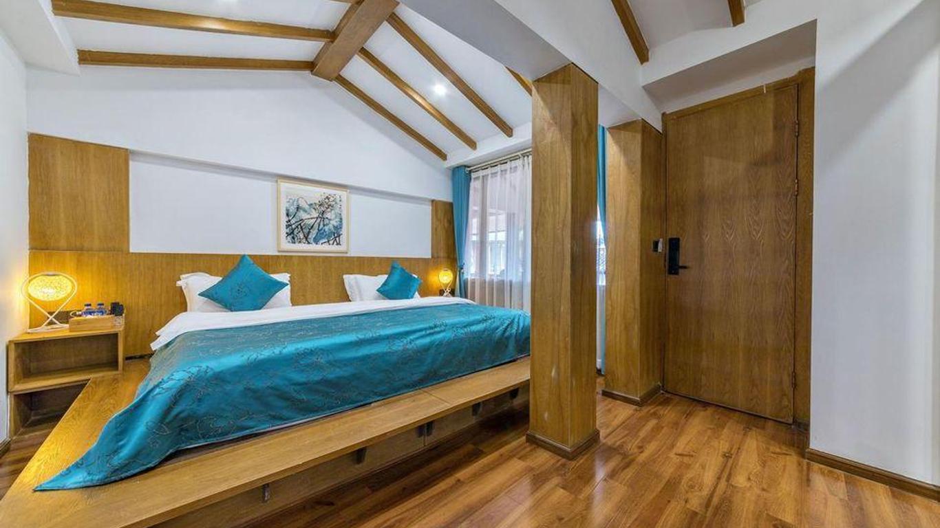 Lijiang Sunshine Inn