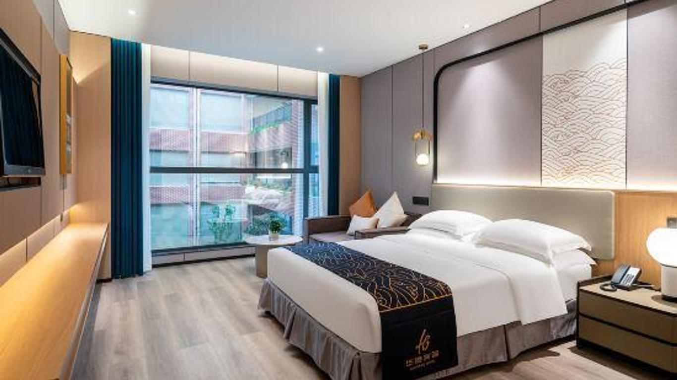 Ningbo Huagang Bund Hotel