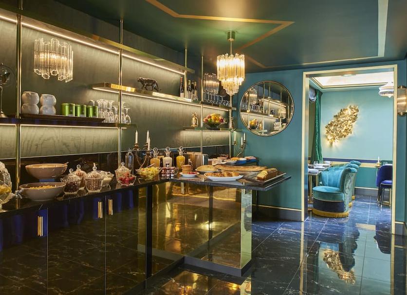 Buffet Photo