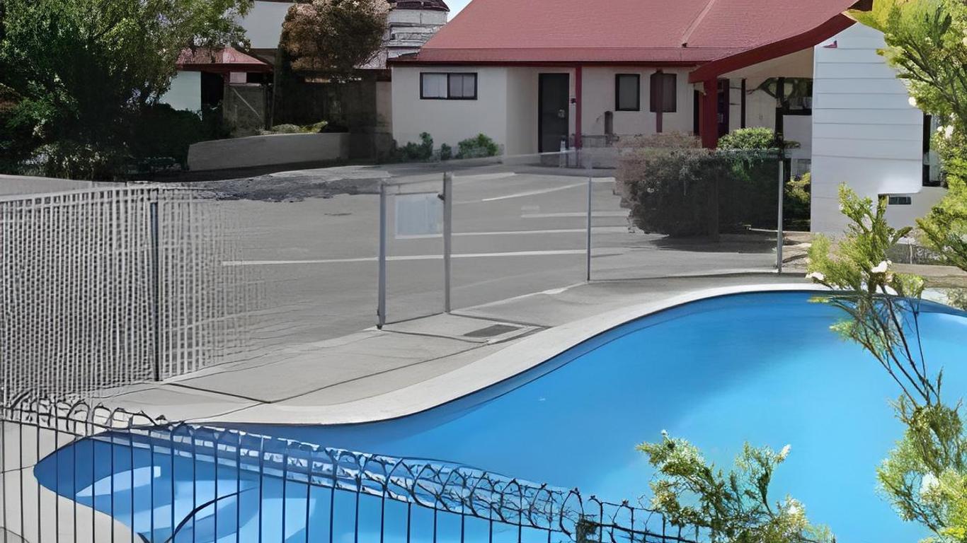 Gloucester House Motel
