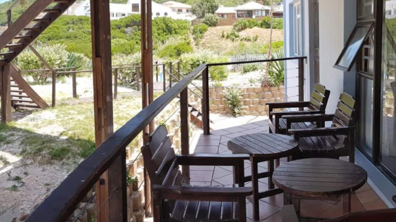 Dune Lodge