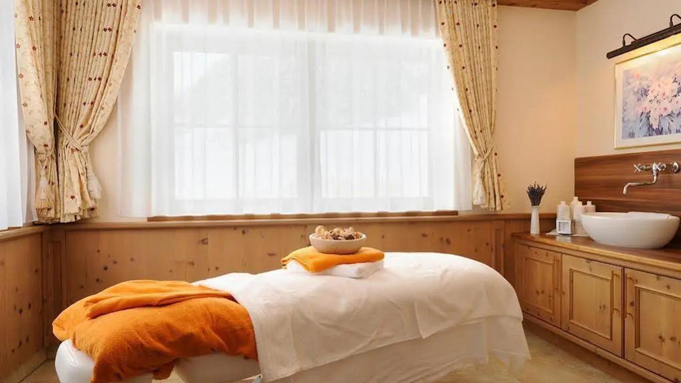 Hotel Alpenrose
