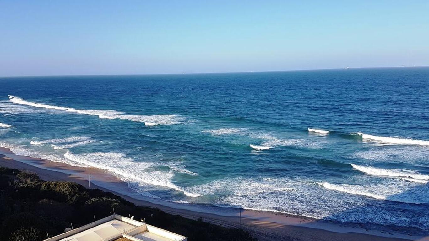803 Bermudas - by Stay in Umhlanga