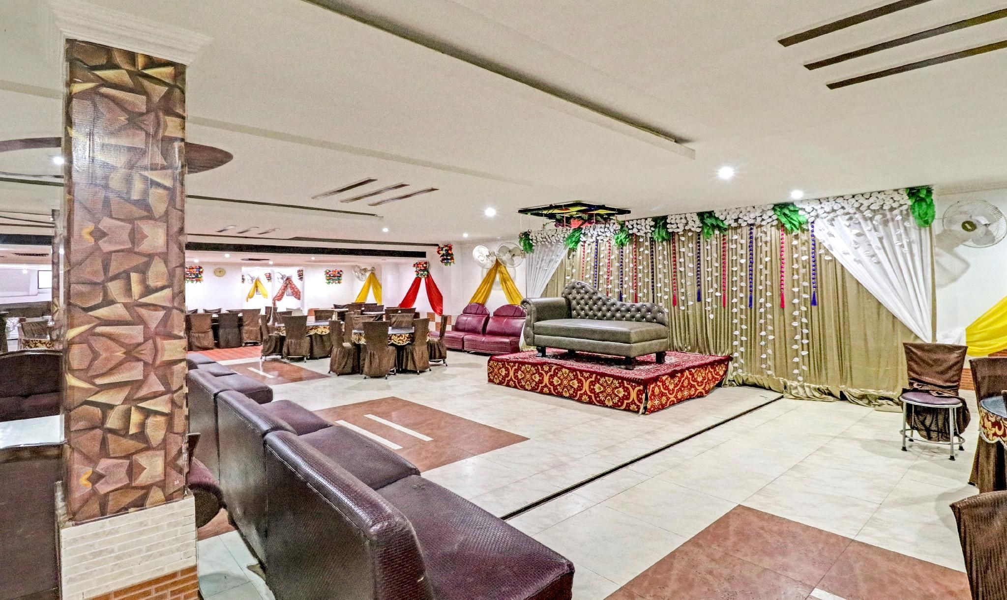 Banquet hall
