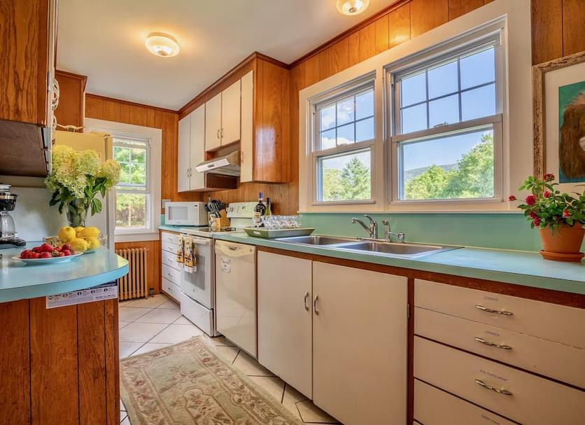 Kitchen Photo