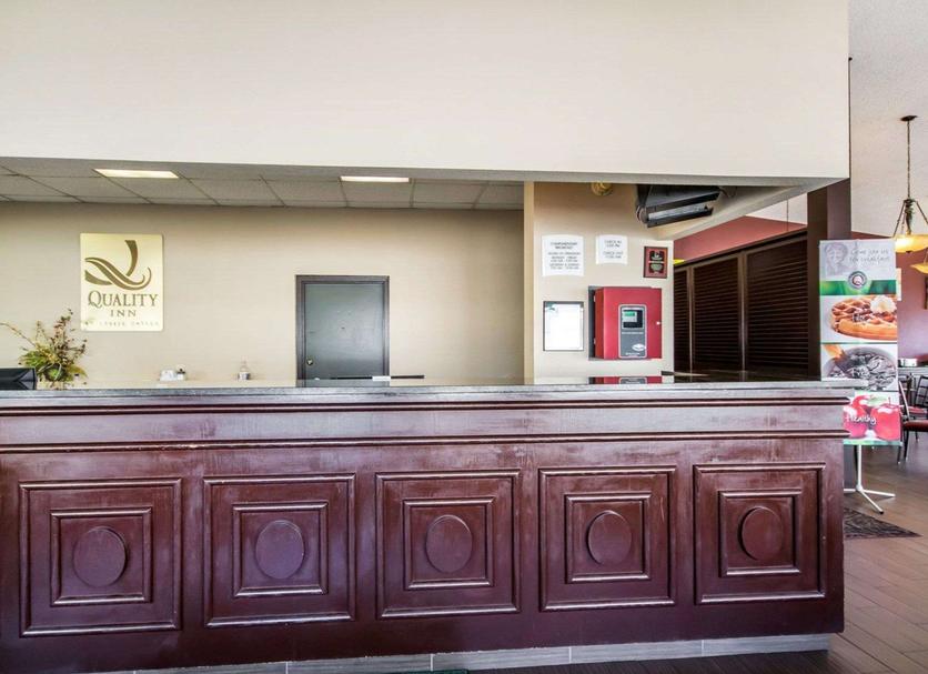 Front desk Photo