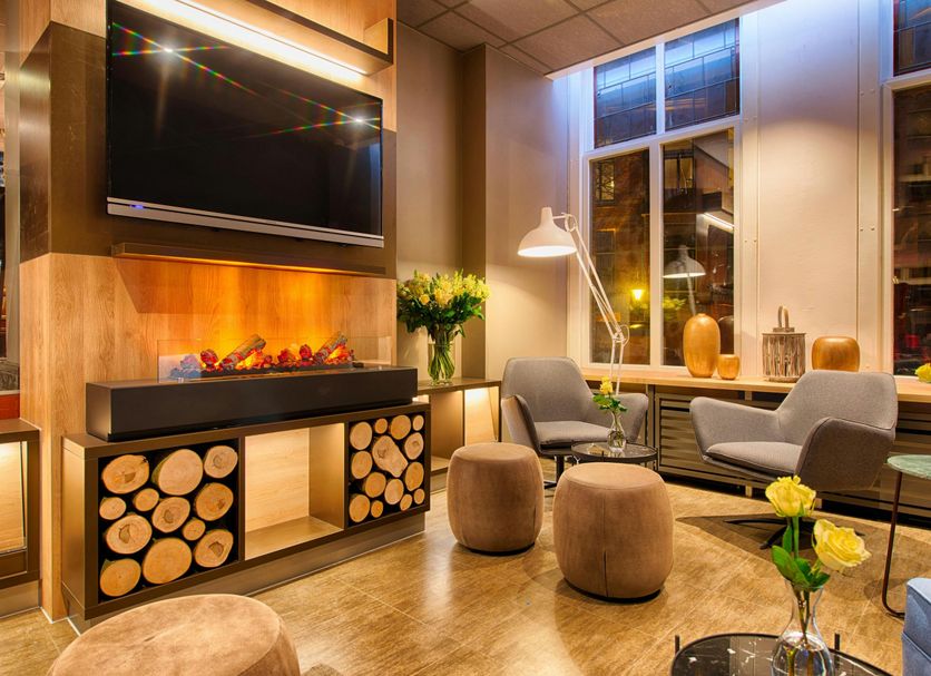 Lounge Photo
