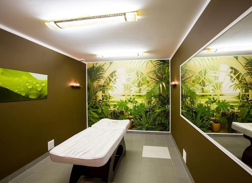 Spa Photo