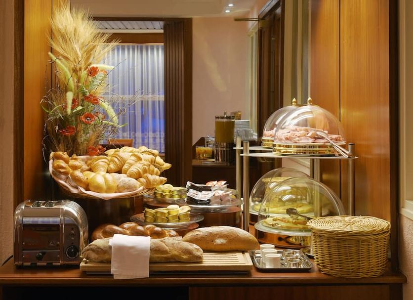 Buffet Photo
