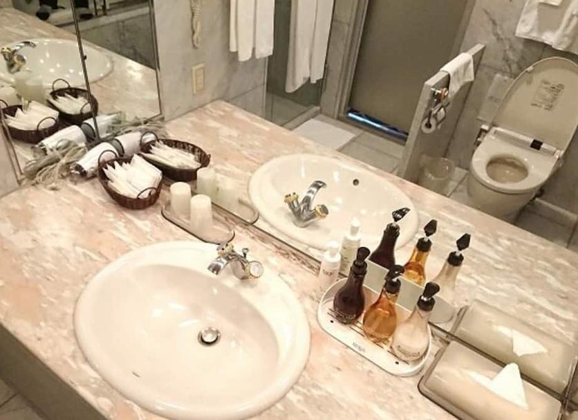 Bathroom Photo