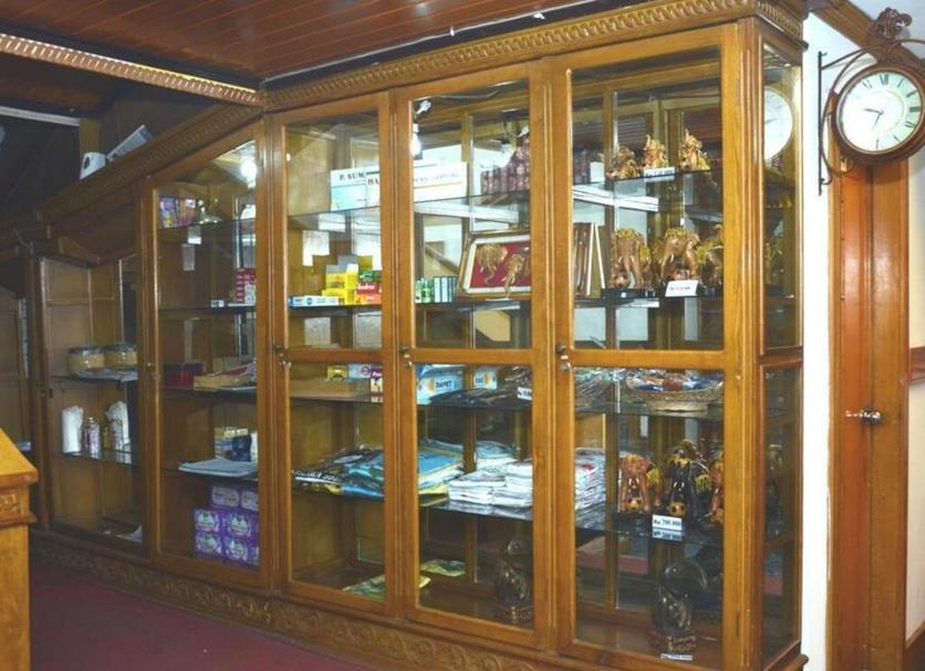 Shop Photo