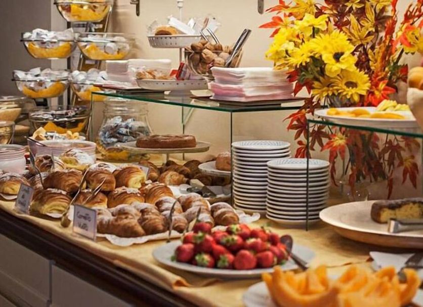 Buffet Photo