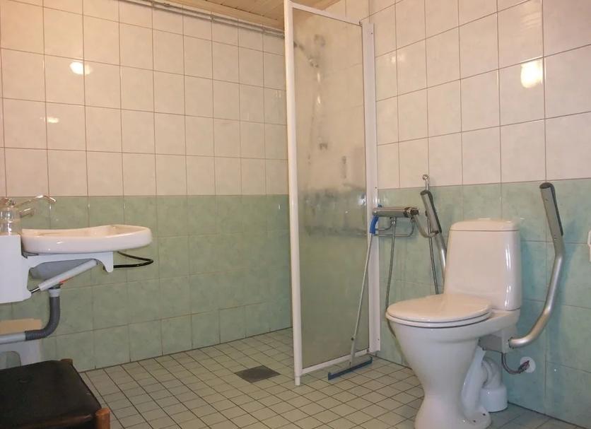 Bathroom Photo