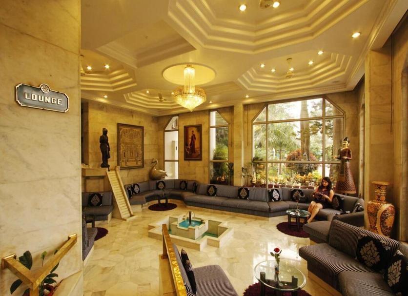 Lounge Photo