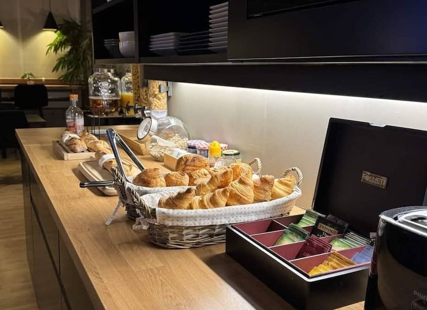 Buffet Photo