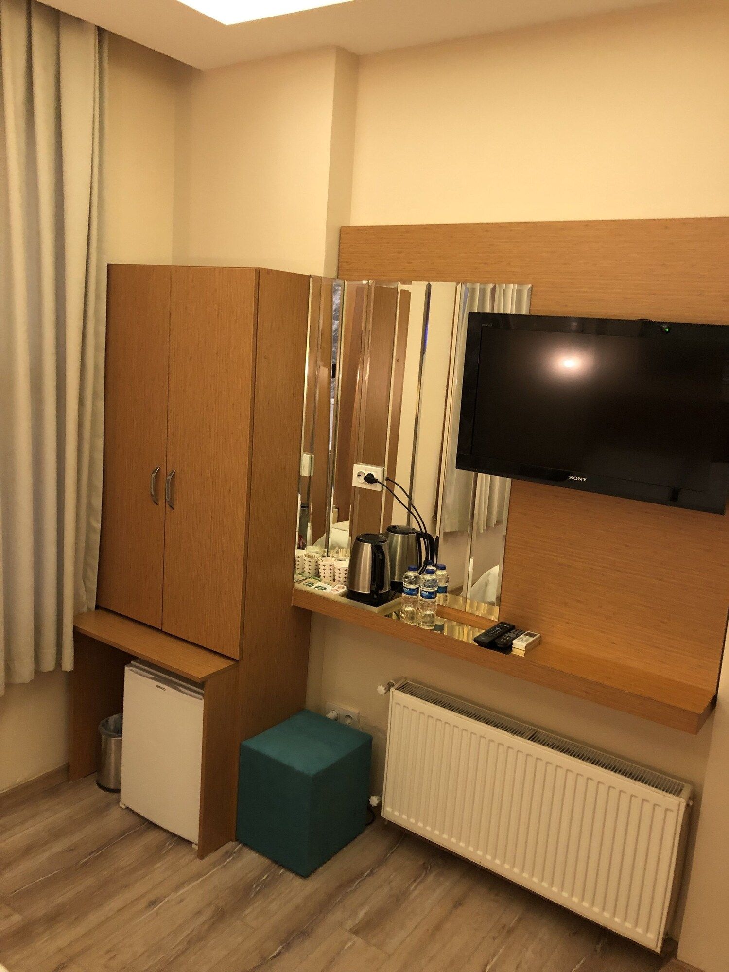 Room amenity