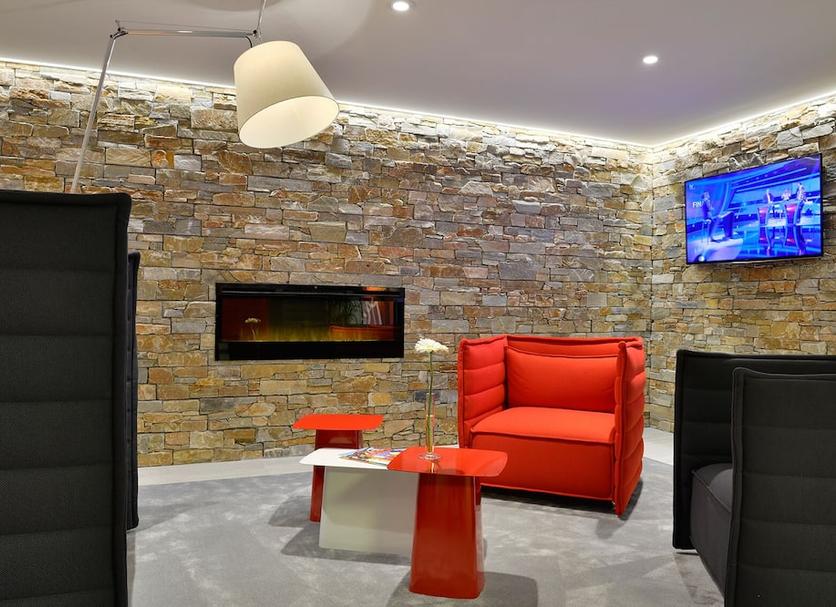 Lounge Photo