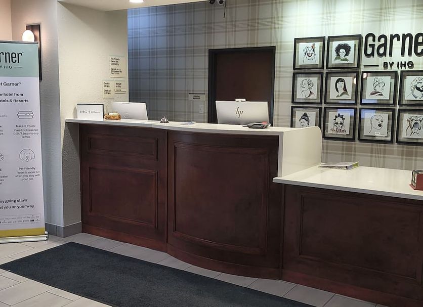 Front desk Photo