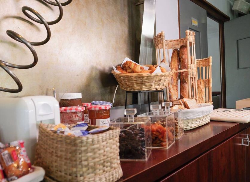 Buffet Photo