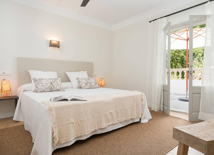 Bedroom Photo