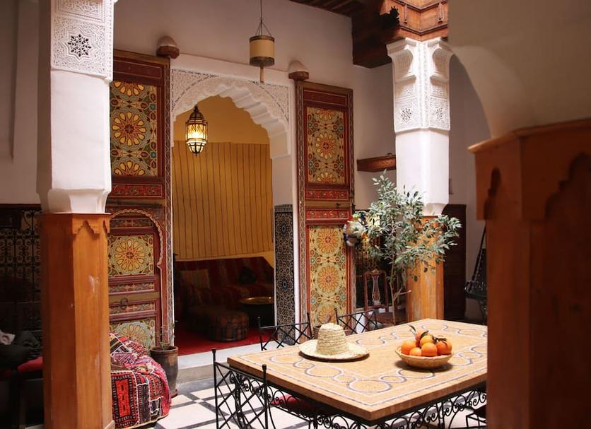 Dining room Photo