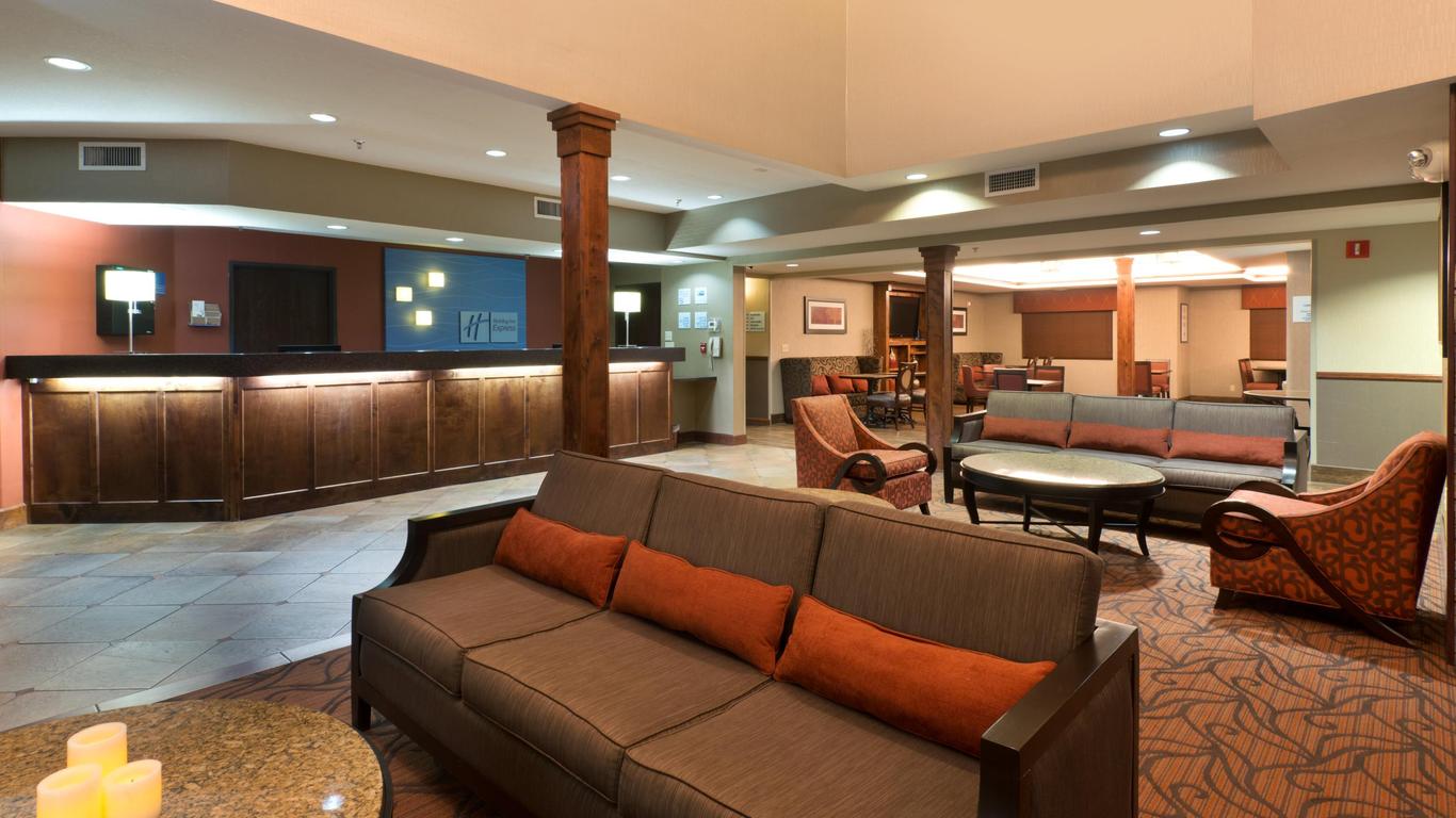 Holiday Inn Express Show Low By IHG