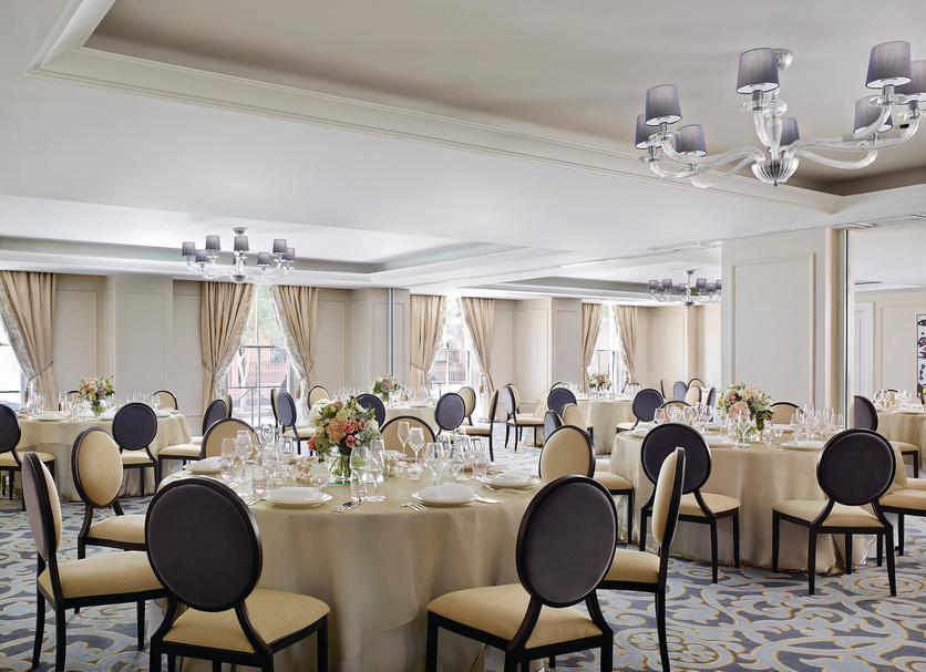 Banquet hall Photo