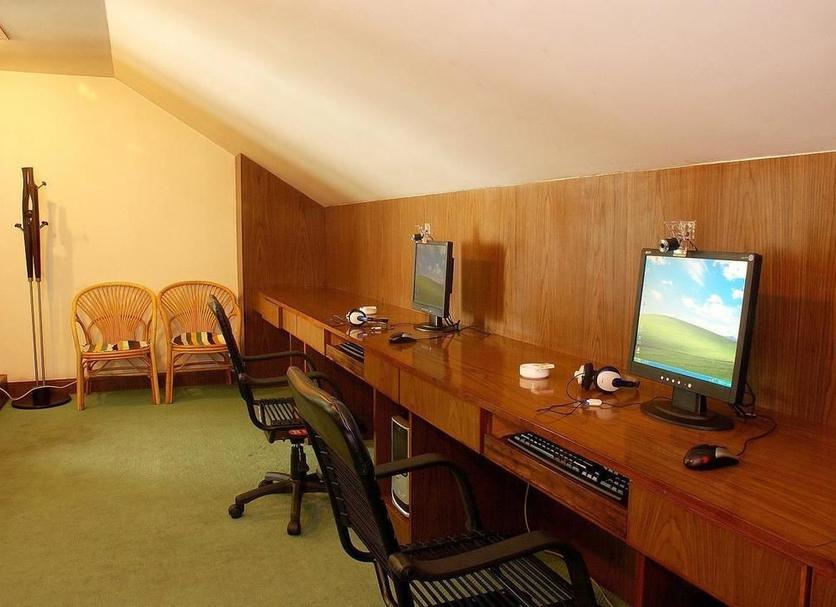 Business centre Photo