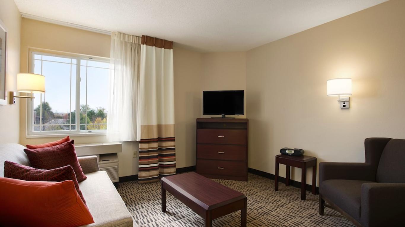 MainStay Suites Chicago - Hoffman Estates