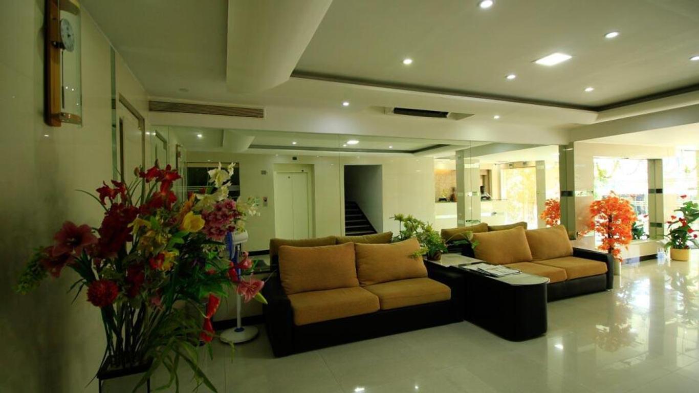 Lotus Comfort - A Pondy Hotel