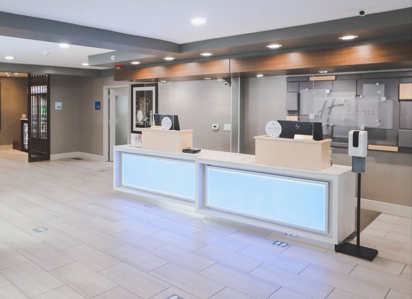 Front desk Photo
