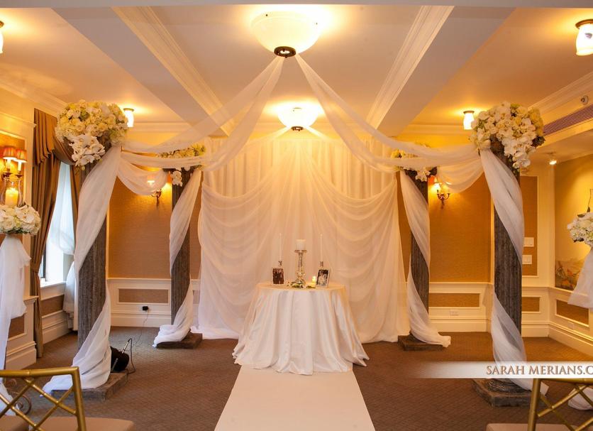 Banquet hall Photo