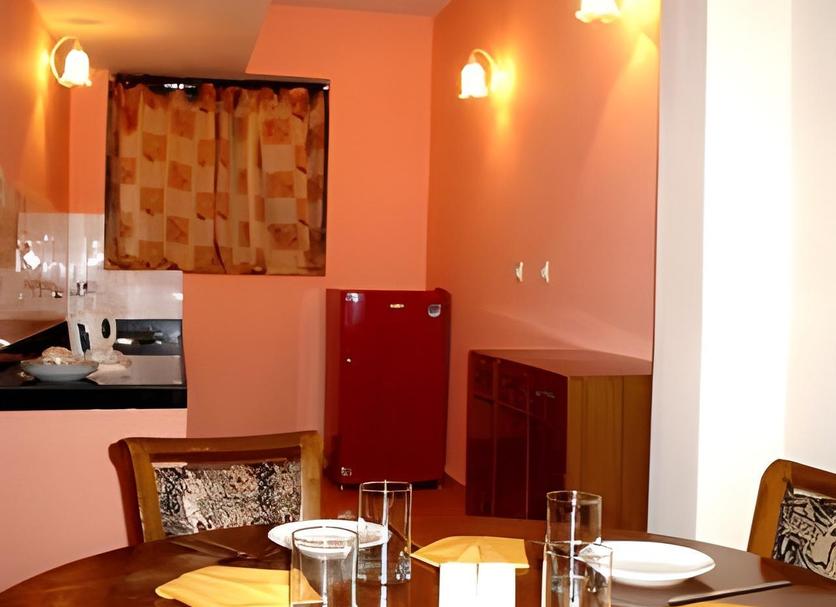 Dining room Photo
