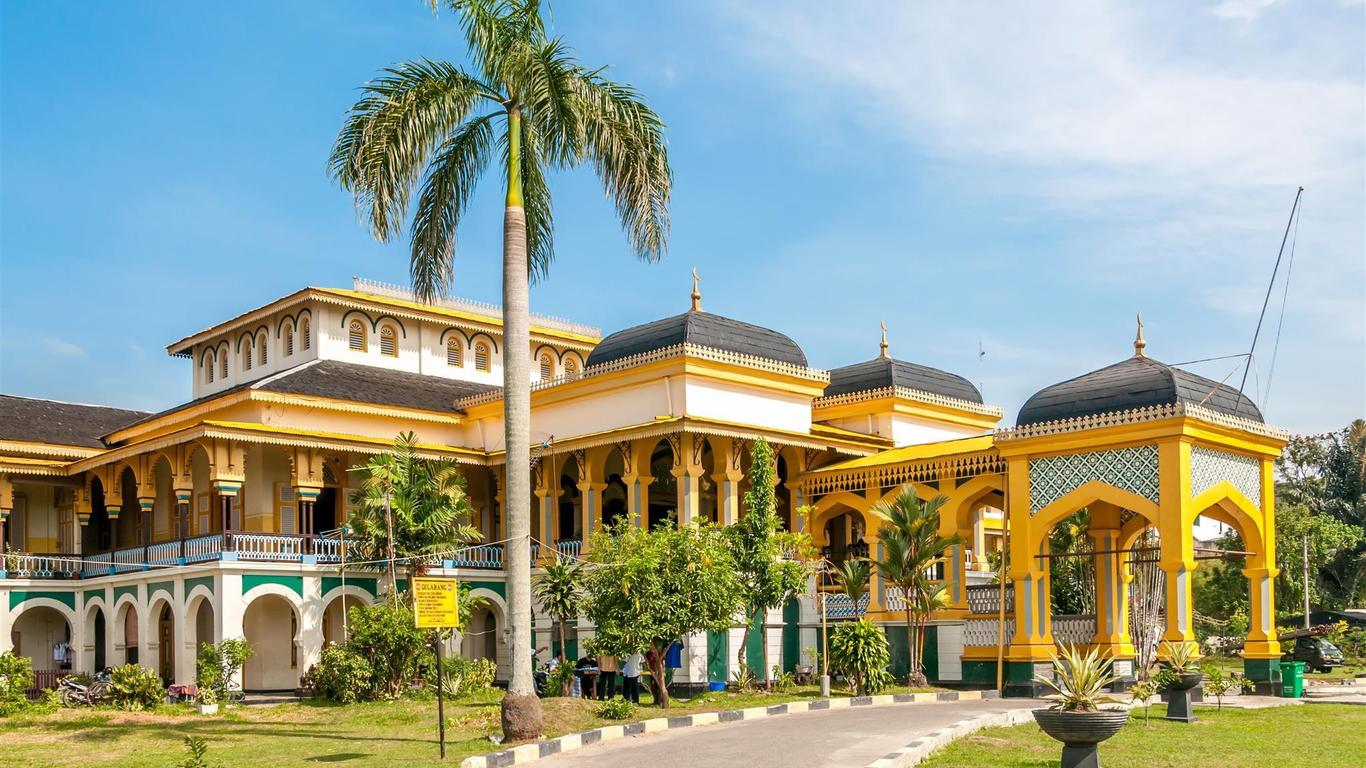 Pardede International Hotel