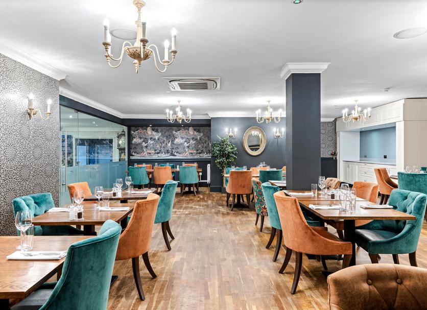 Restaurant Photo