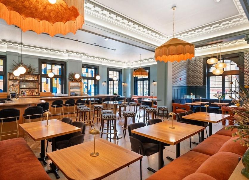 Restaurant Photo