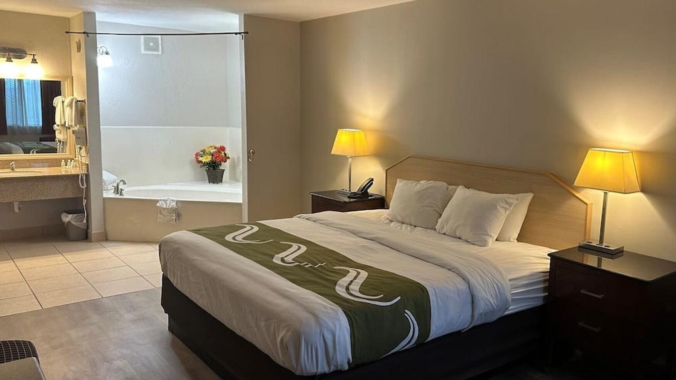 Quality Inn and Suites Lake Havasu City