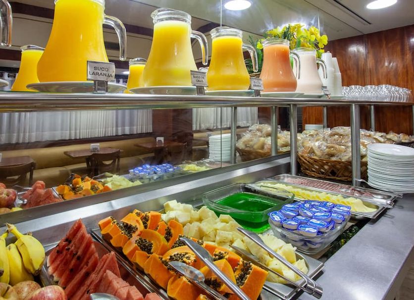 Buffet Photo