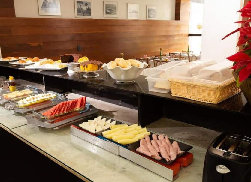 Buffet Photo