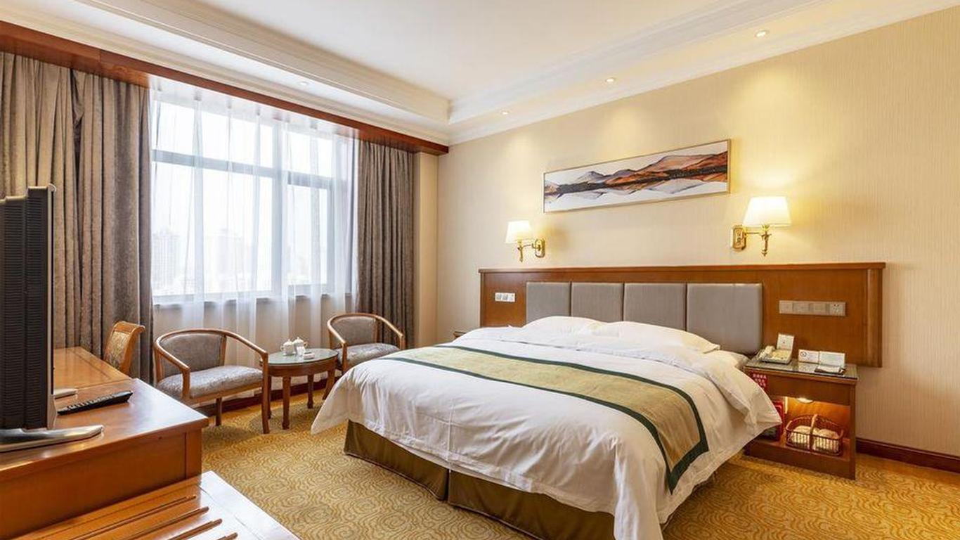 Aerbin Jinshan Hotel