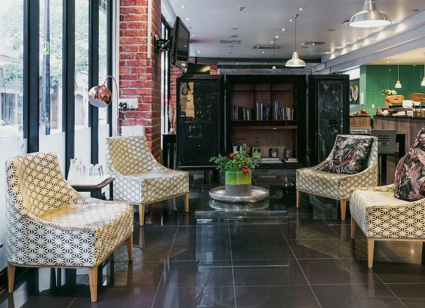 Lounge Photo