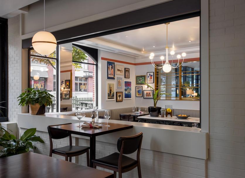 Restaurant Photo